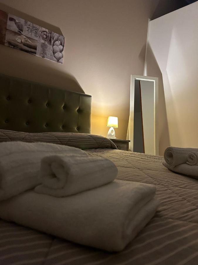 Lucia'S Rooms Συρακούσες Εξωτερικό φωτογραφία