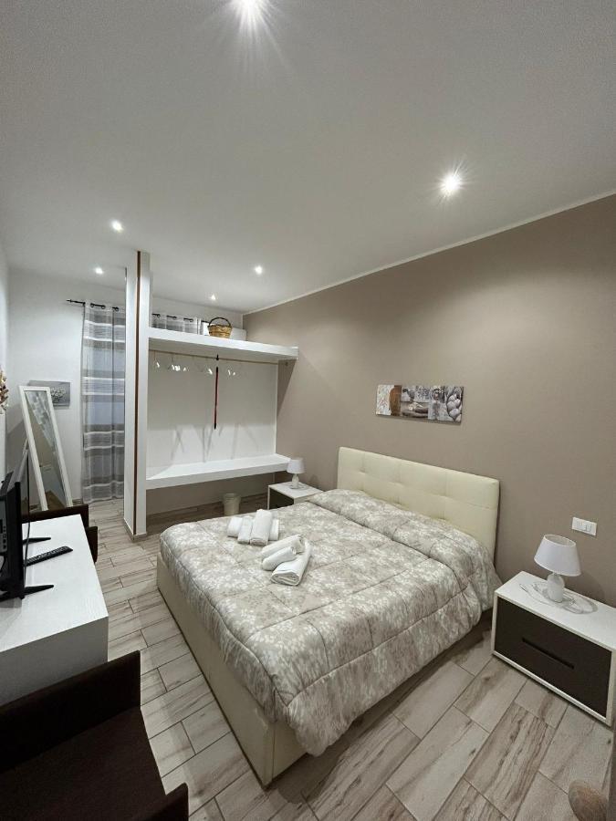 Lucia'S Rooms Συρακούσες Εξωτερικό φωτογραφία